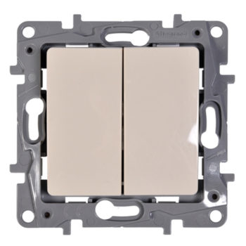 Legrand, Niloe, 764606